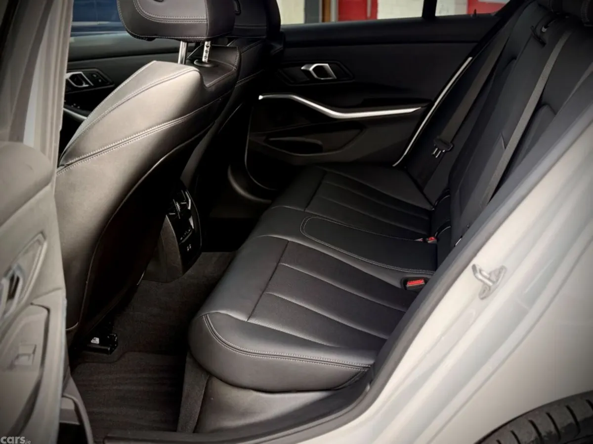 BMW 3-Series Saloon, Petrol Hybrid, 2025, White