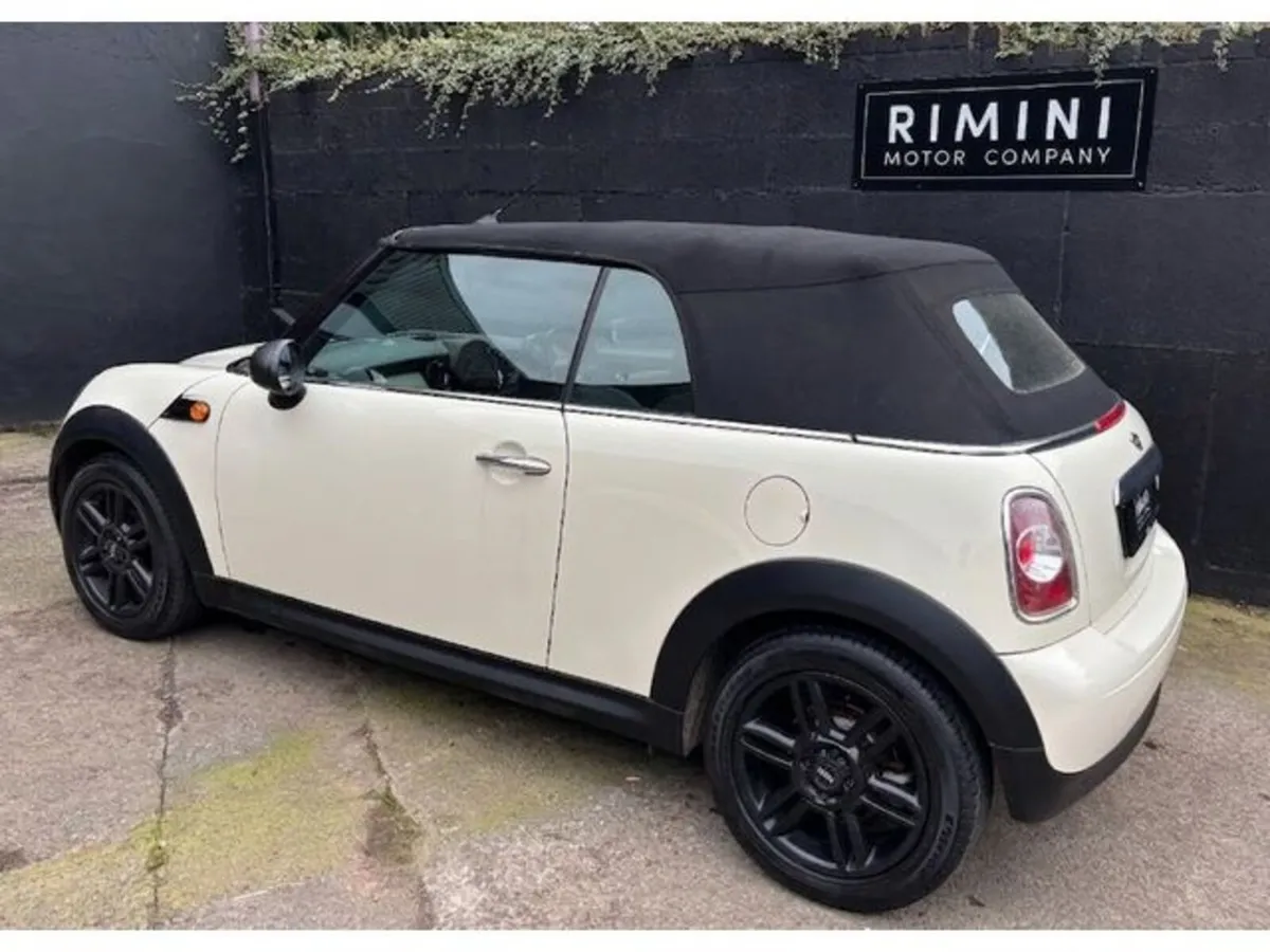 Mini Cooper Convertible, Petrol, 2012, White