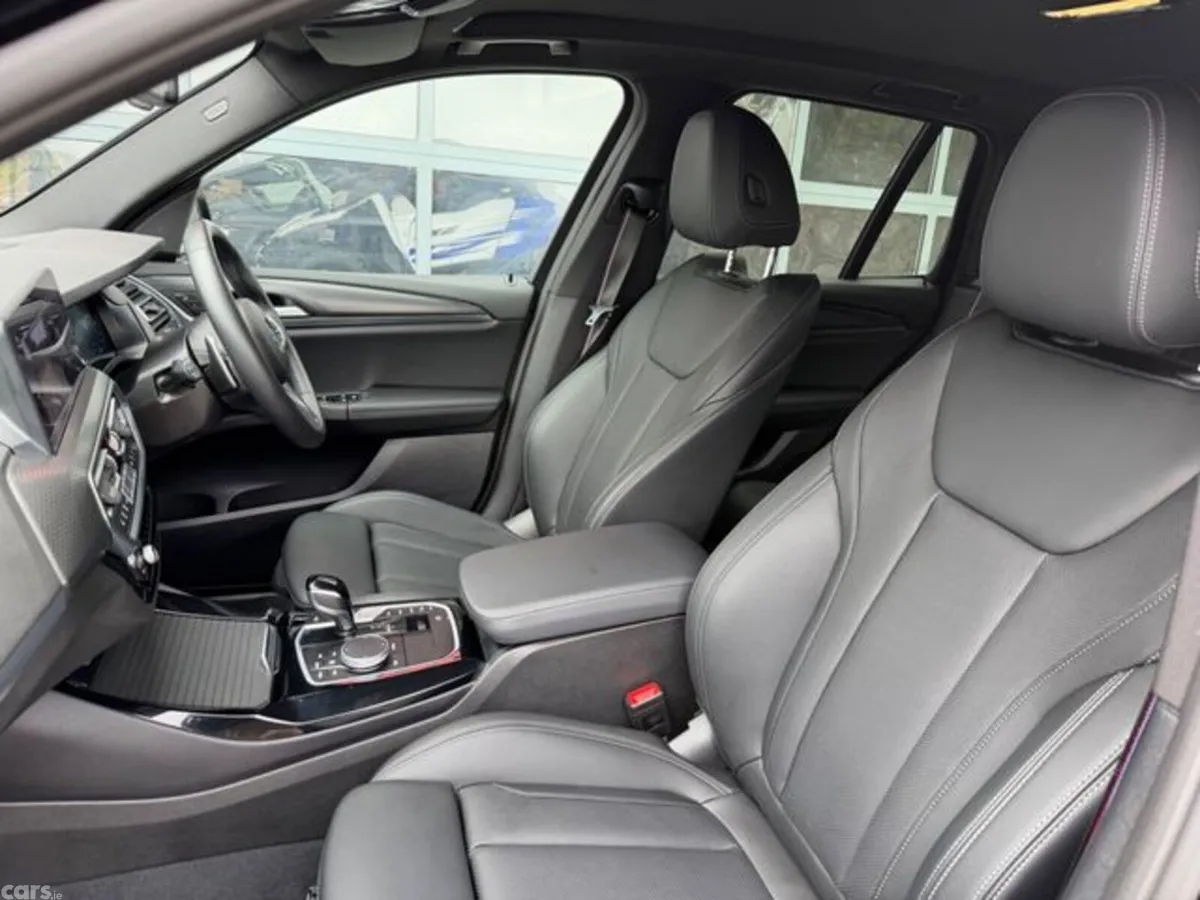 BMW X3 SUV, Petrol Plug-in Hybrid, 2024, Black