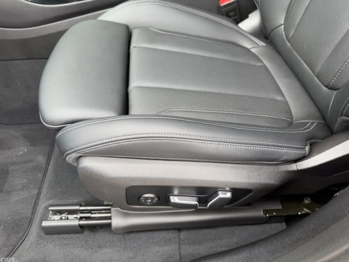 BMW X3 SUV, Petrol Plug-in Hybrid, 2024, Black