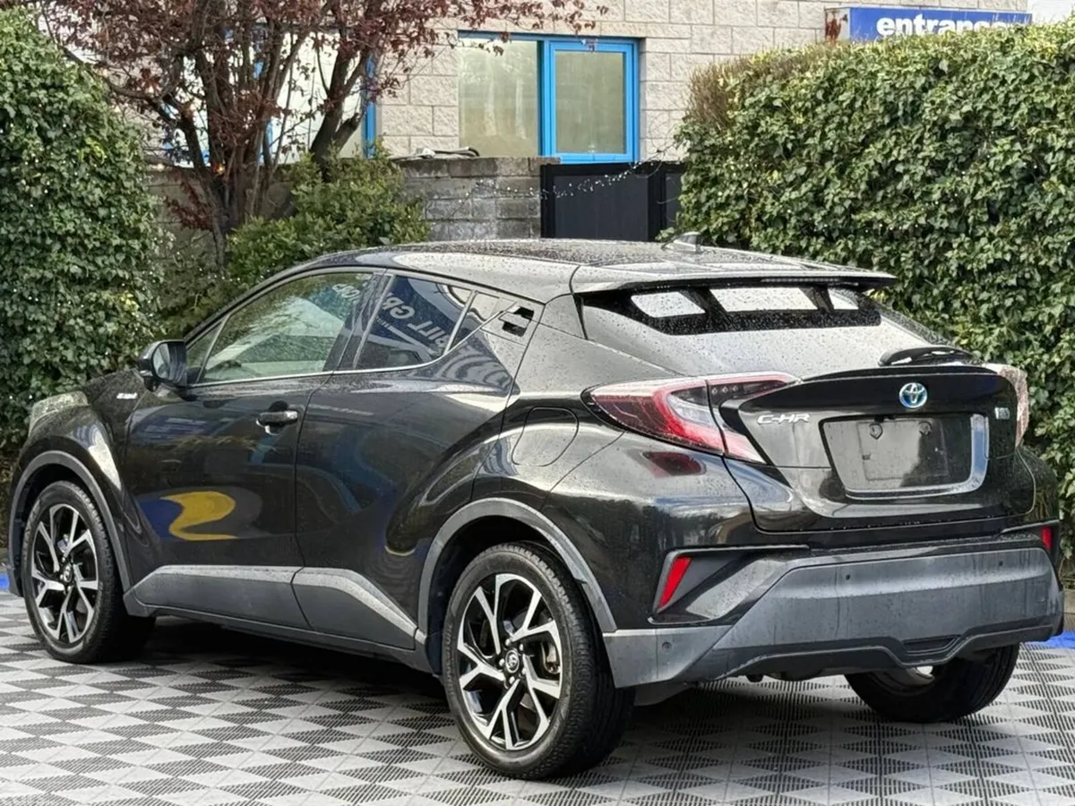 Toyota C-HR SUV, Petrol Hybrid, 2017, Black