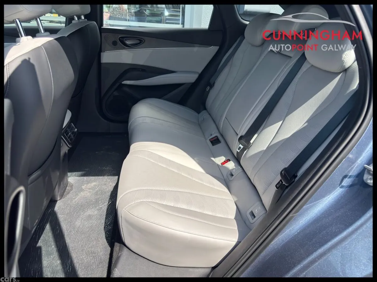 BYD Seal 6 Estate, Petrol Plug-in Hybrid, 2027, Blue