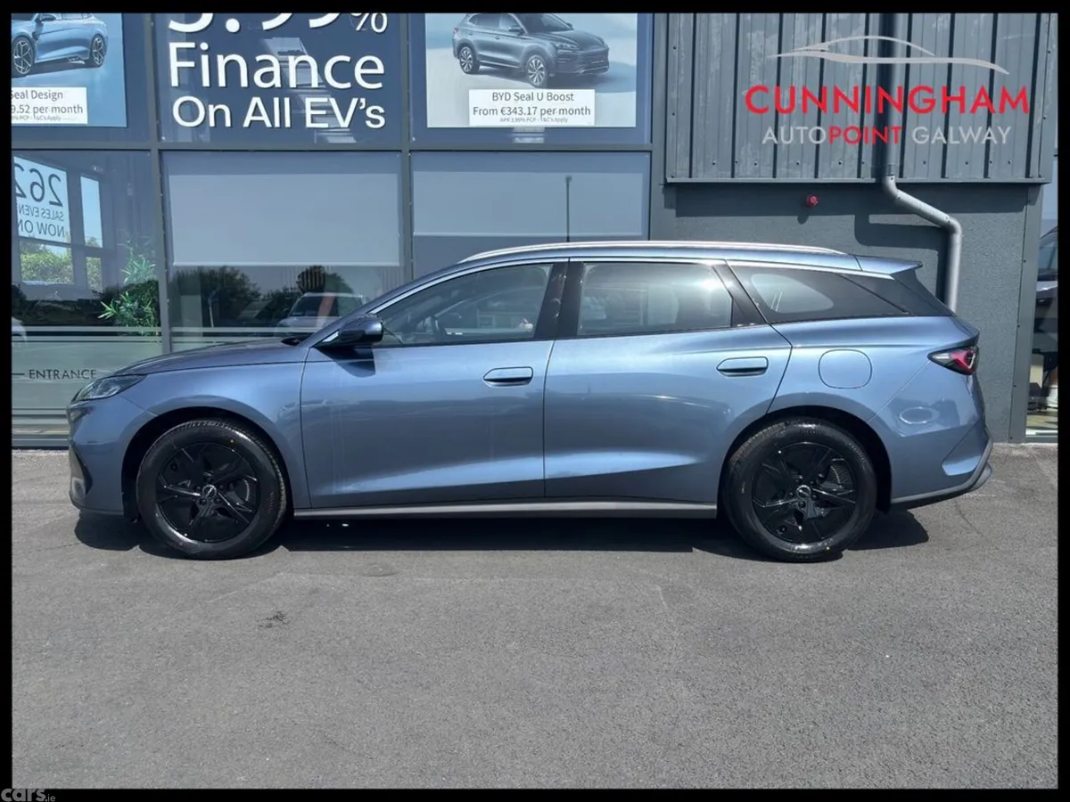 BYD Seal 6 Estate, Petrol Plug-in Hybrid, 2027, Blue