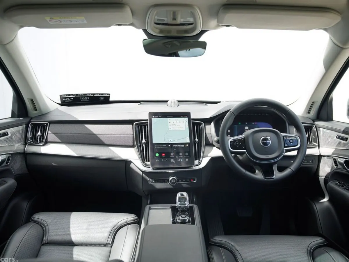 Volvo XC90 SUV, Petrol Plug-in Hybrid, 2025, Silver
