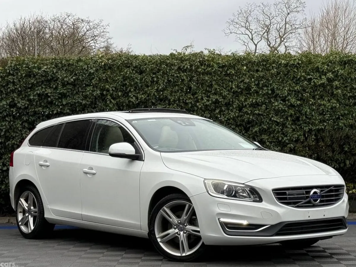 Volvo V60 Estate, Diesel, 2017, White