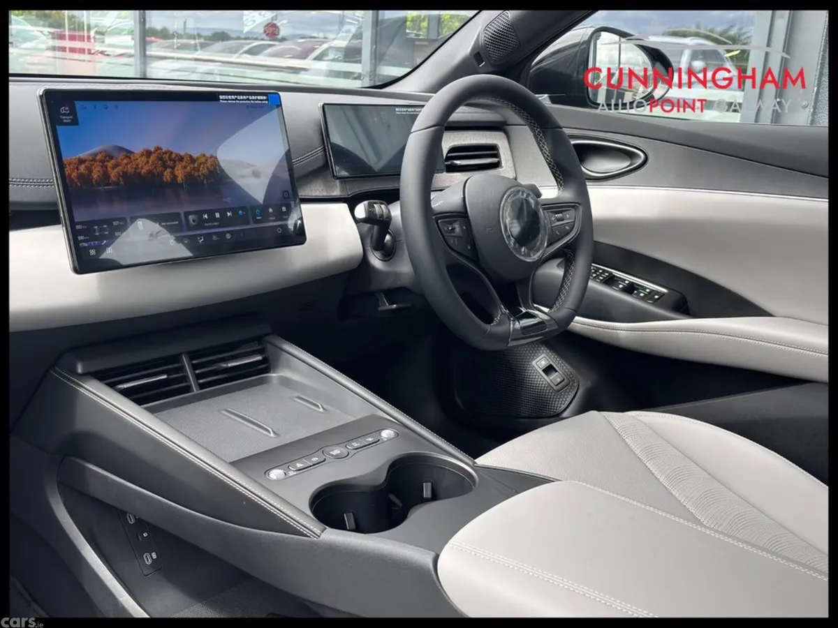 BYD Seal 6 Estate, Petrol Plug-in Hybrid, 2027, Blue
