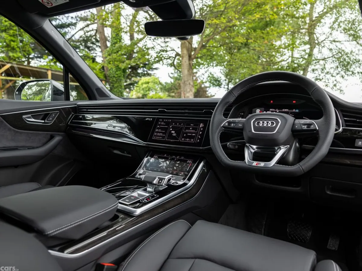 Audi Q7 SUV, Petrol Plug-in Hybrid, 2026, Black