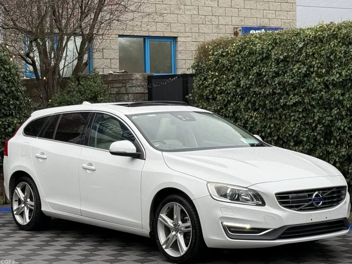 Volvo V60 Estate, Diesel, 2017, White