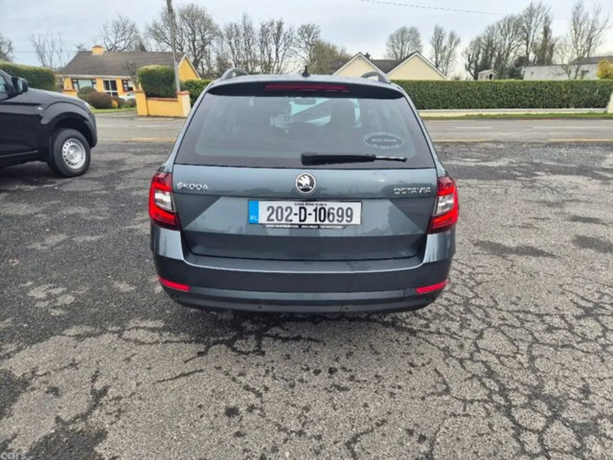 Skoda Octavia Estate, Diesel, 2020, Grey