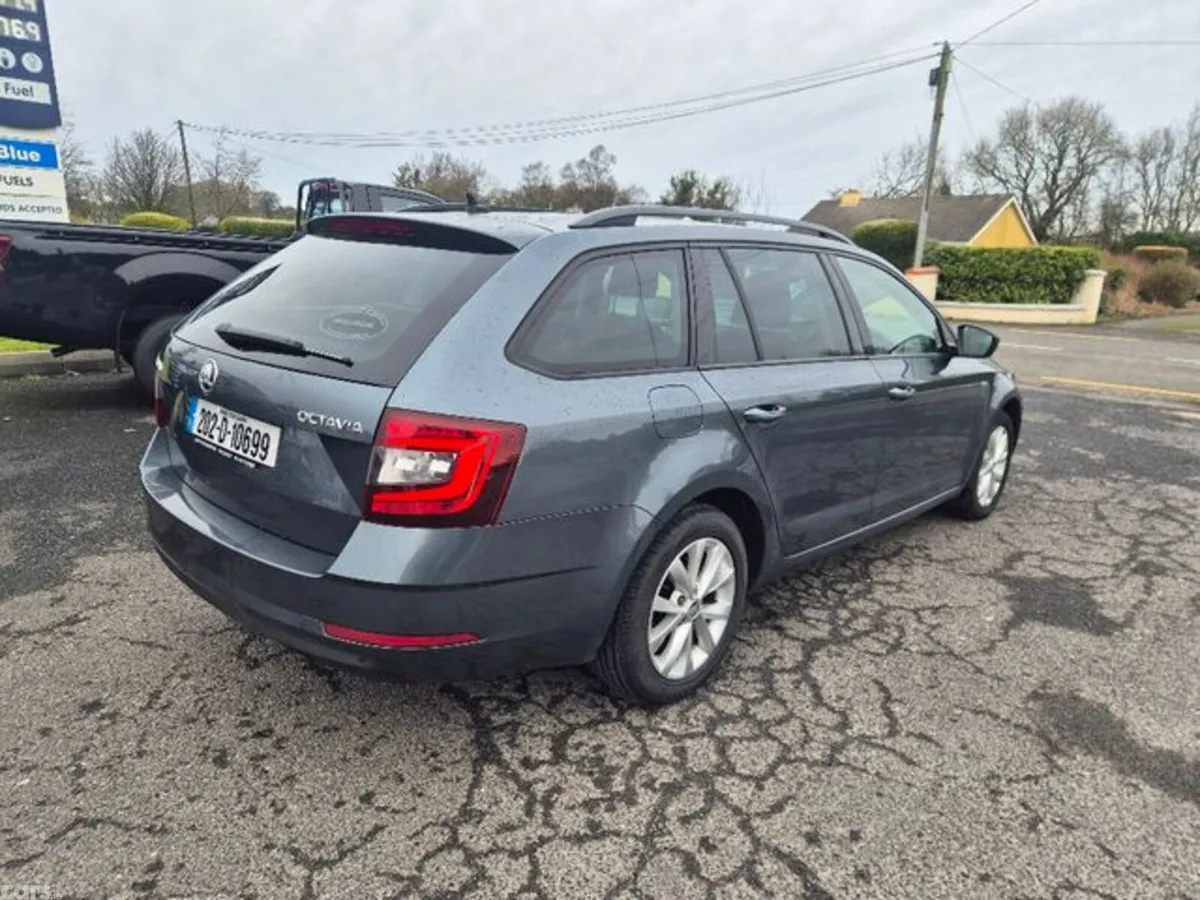 Skoda Octavia Estate, Diesel, 2020, Grey