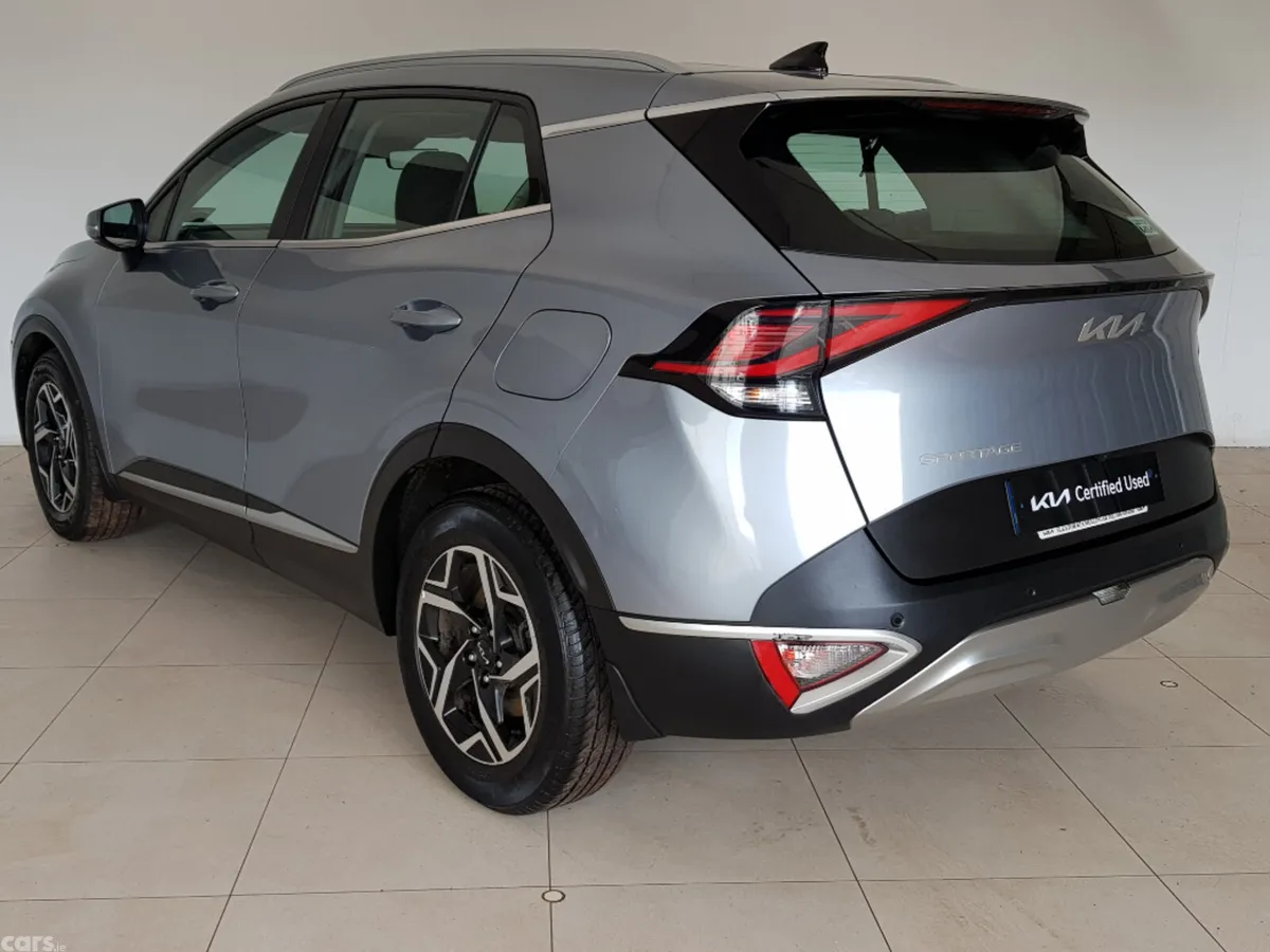 Kia Sportage MPV, Diesel, 2023, Grey