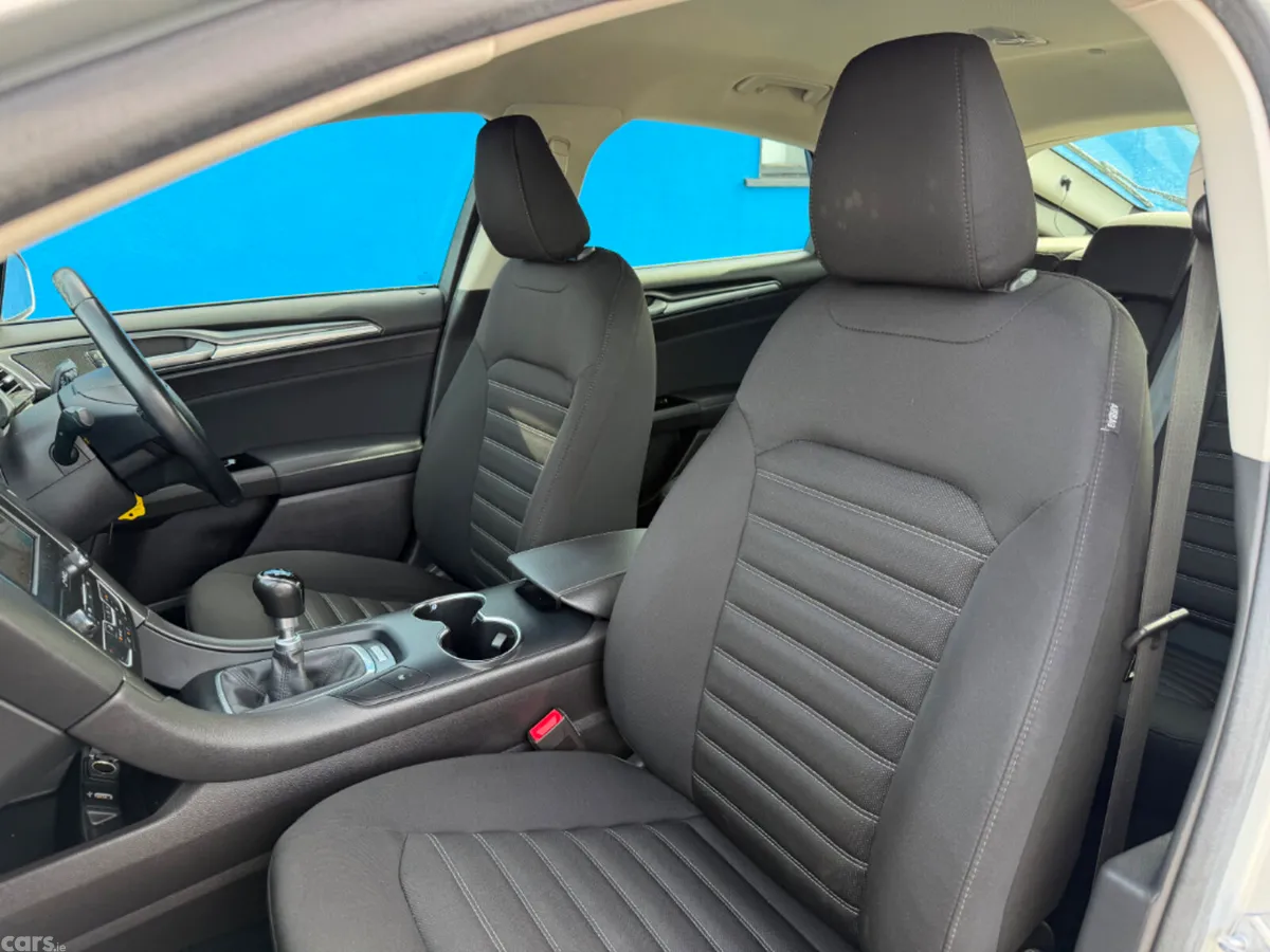 Ford Mondeo Hatchback, Diesel, 2020, Silver
