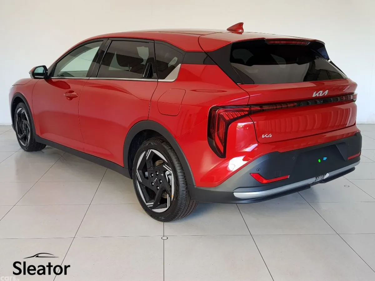Kia K4 Hatchback, Petrol, 2026, Red
