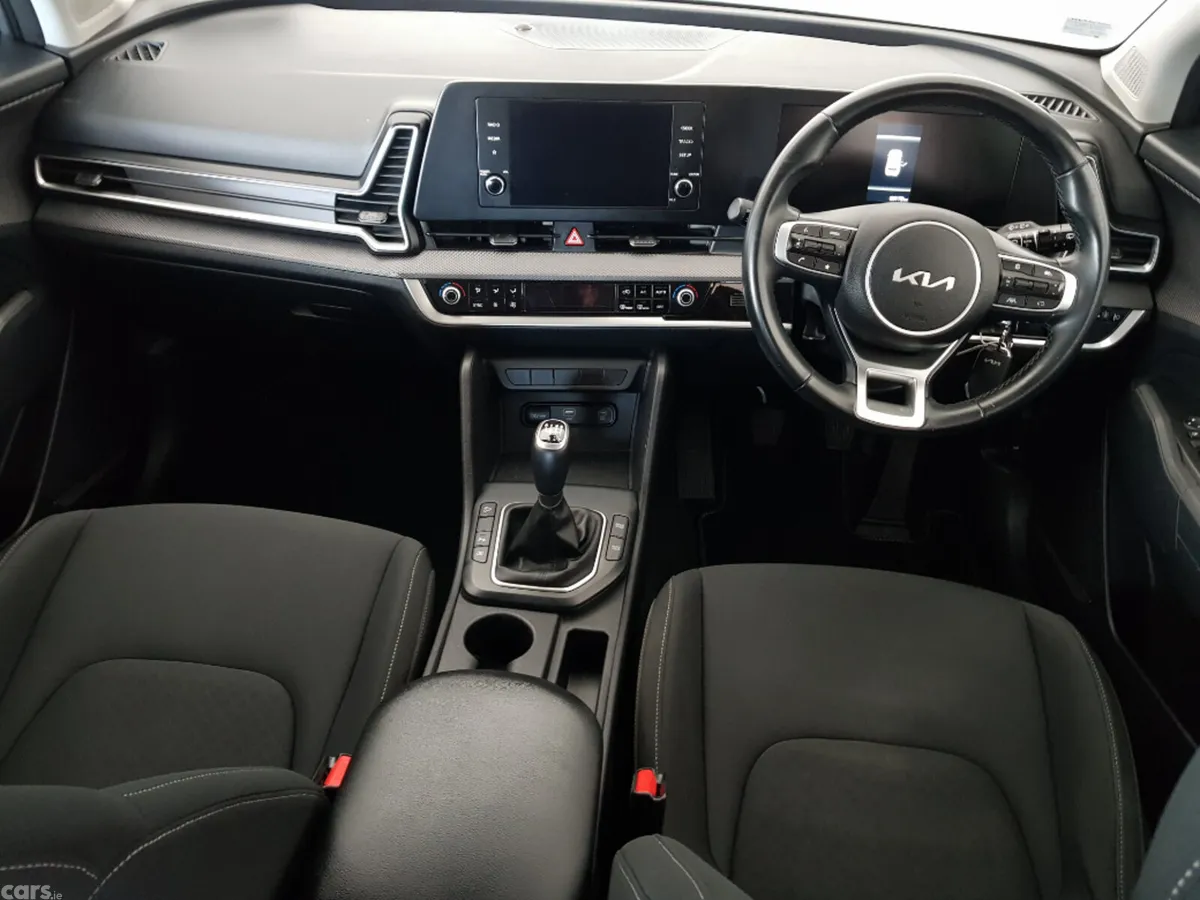 Kia Sportage MPV, Diesel, 2023, Grey