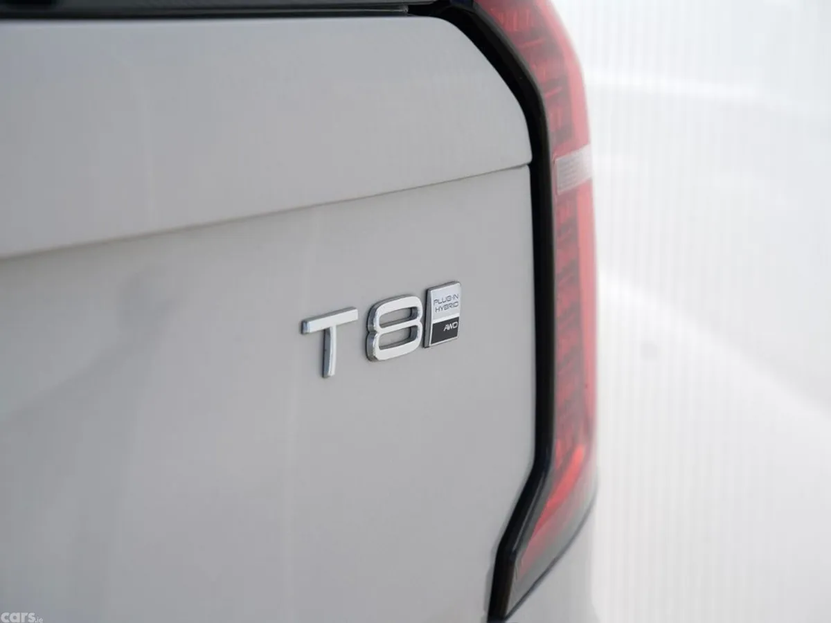 Volvo XC90 SUV, Petrol Plug-in Hybrid, 2025, Silver