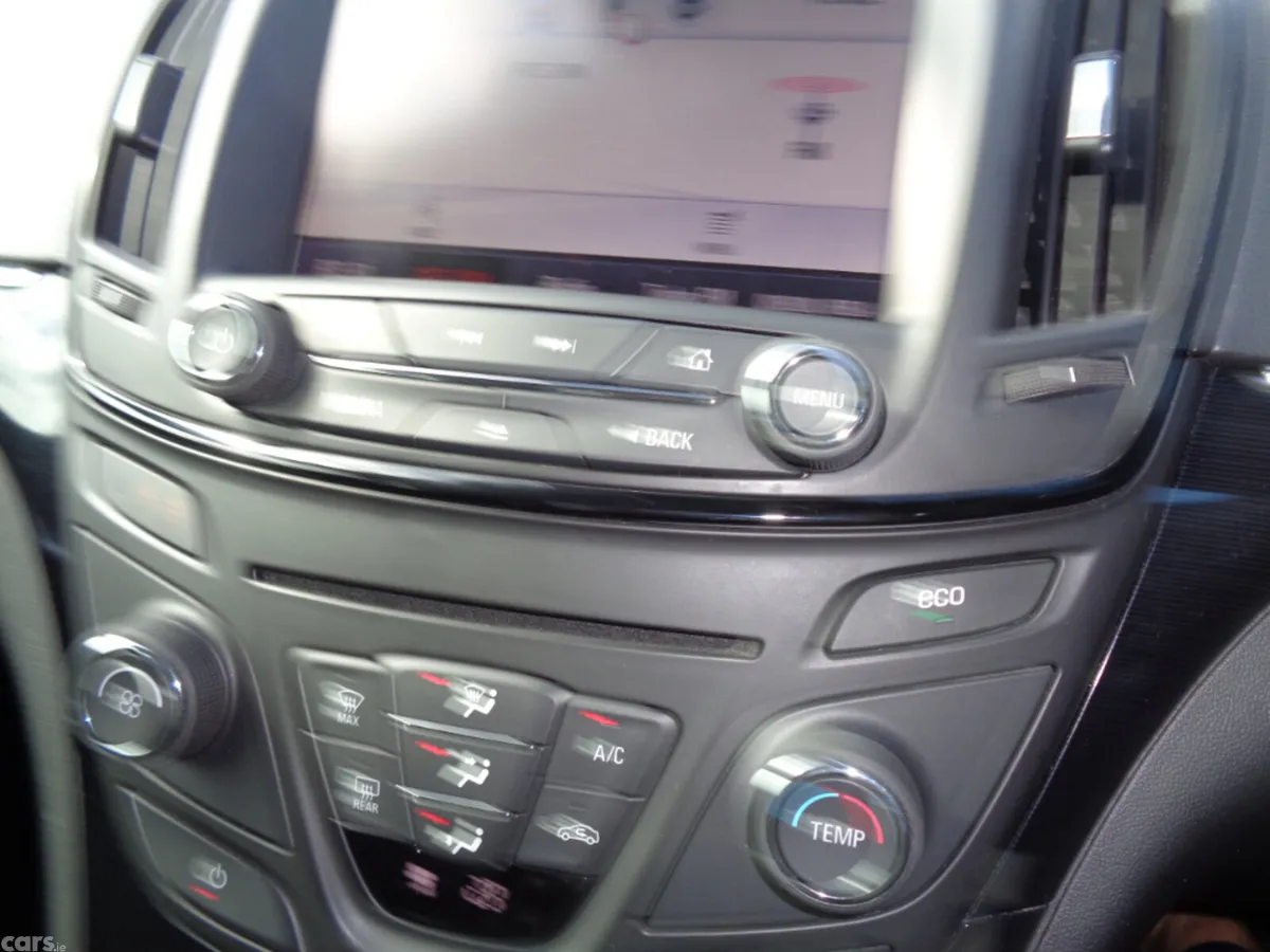Vauxhall Insignia Hatchback, Diesel, 2014, Silver
