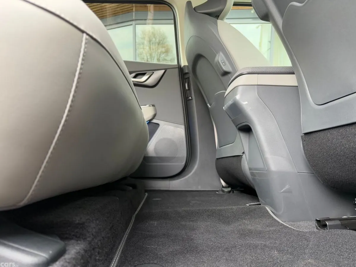 Kia EV6 Hatchback, Electric, 2027, Grey