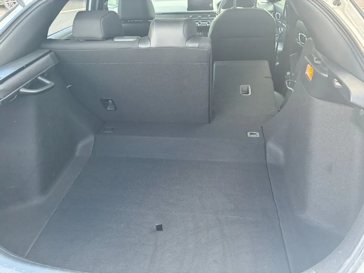 Honda Civic Hatchback, Petrol Hybrid, 2026, White