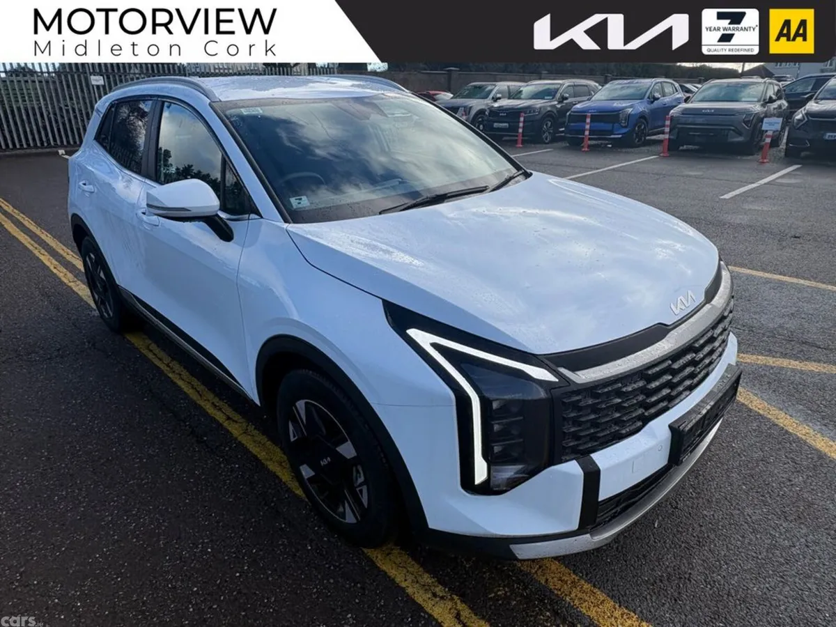 Kia Sportage SUV, Petrol Hybrid, 2027, White