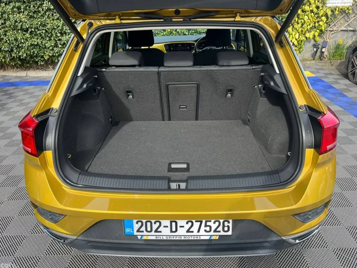 Volkswagen T-Roc SUV, Diesel, 2020, Gold
