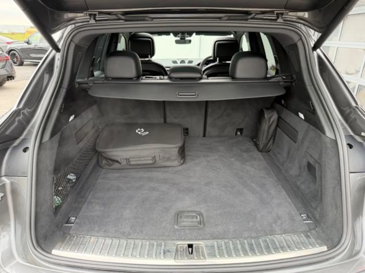 Porsche Cayenne SUV, Petrol Plug-in Hybrid, 2023, Grey