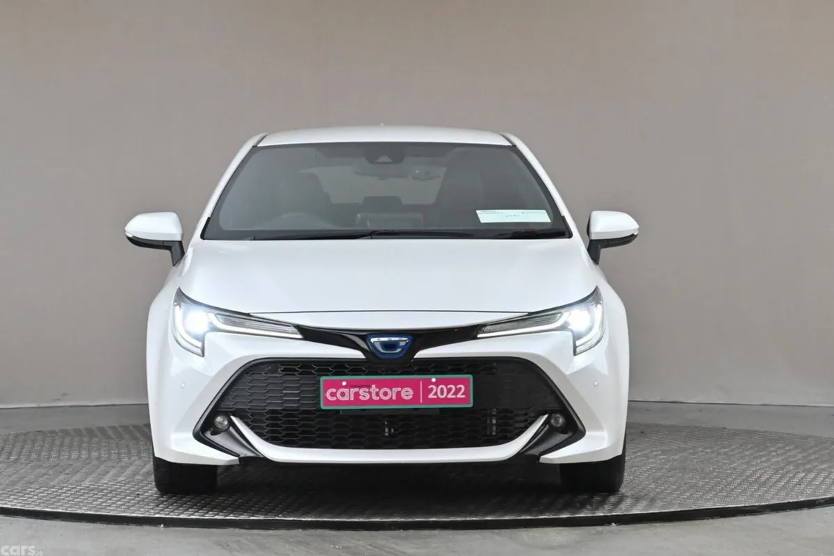 Toyota Corolla Hatchback, Petrol Hybrid, 2022, White