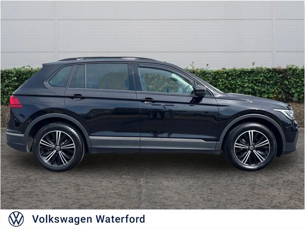 Volkswagen Tiguan SUV, Diesel, 2024, Black