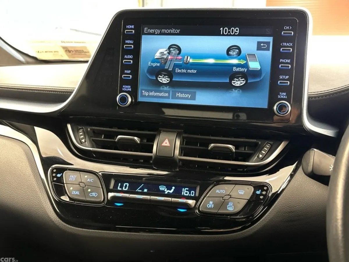 Toyota C-HR SUV, Petrol Hybrid, 2022, Grey