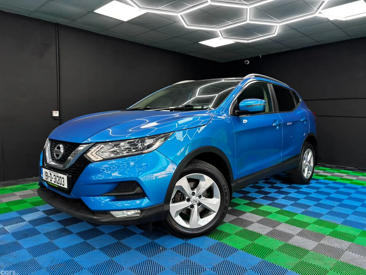 Nissan Qashqai MPV, Diesel, 2019, Blue