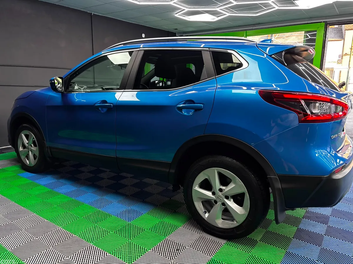 Nissan Qashqai MPV, Diesel, 2019, Blue
