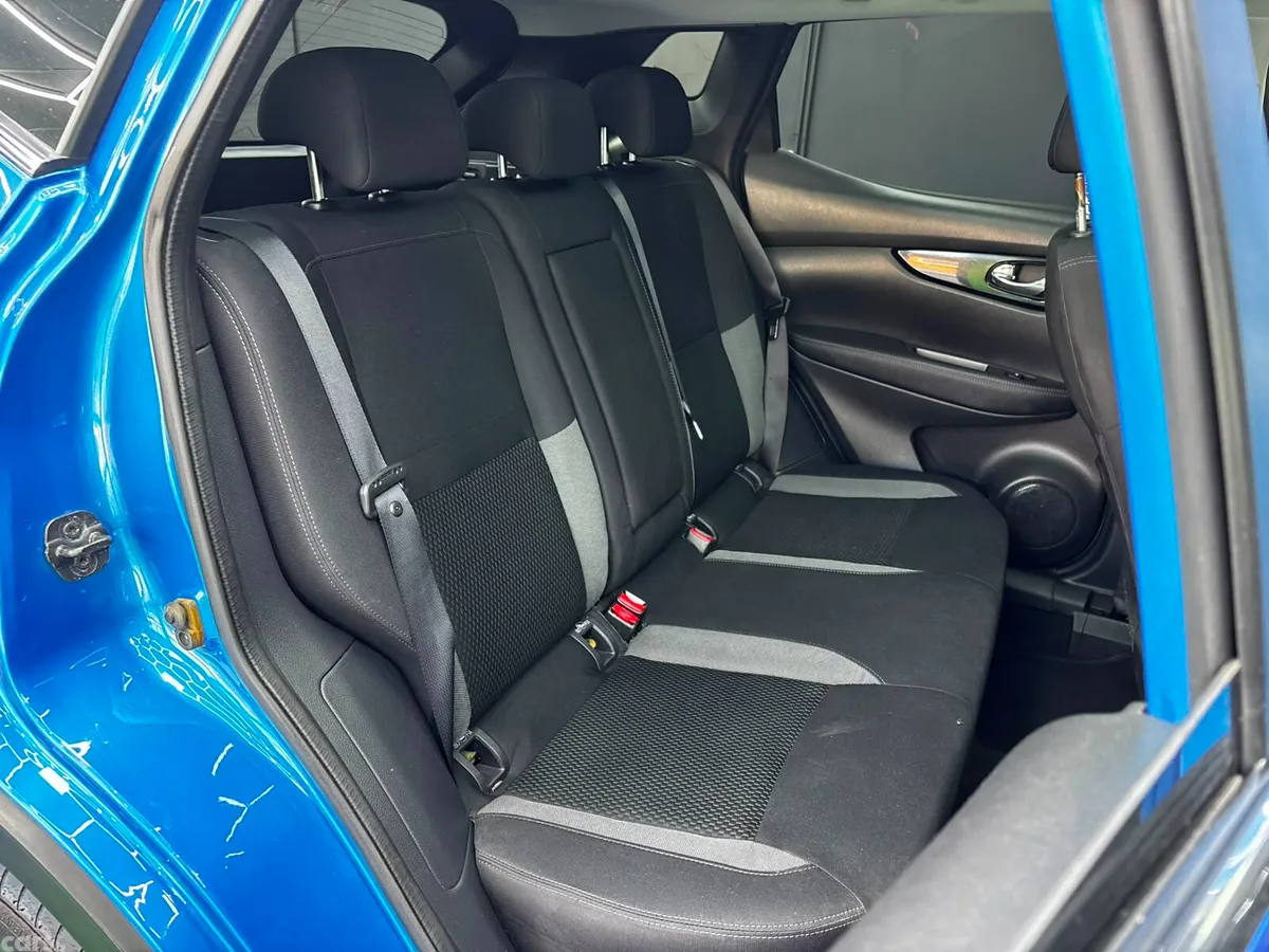 Nissan Qashqai MPV, Diesel, 2019, Blue