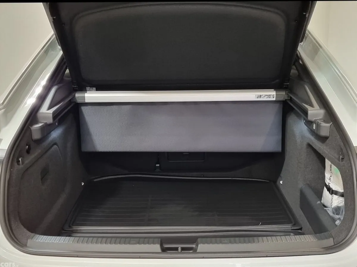 Skoda Superb Saloon, Diesel, 2026, White