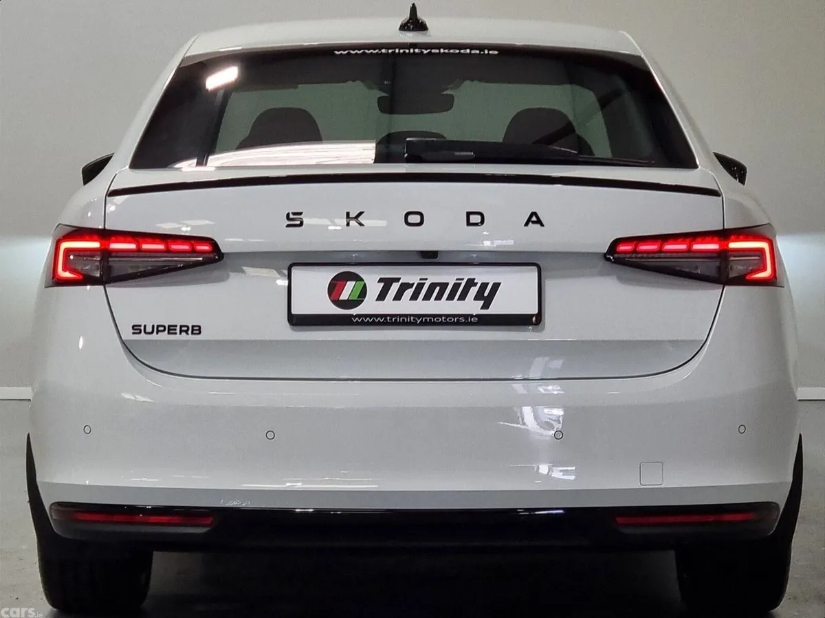 Skoda Superb Saloon, Diesel, 2026, White