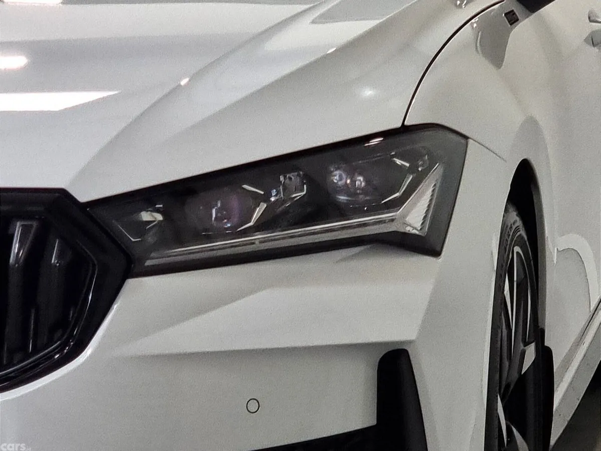 Skoda Superb Saloon, Diesel, 2026, White