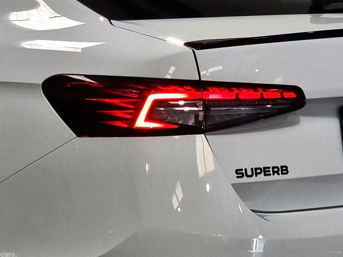 Skoda Superb Saloon, Diesel, 2026, White
