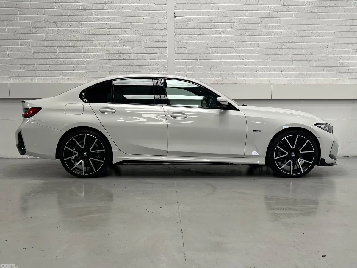 BMW 3-Series Saloon, Petrol Plug-in Hybrid, 2023, White