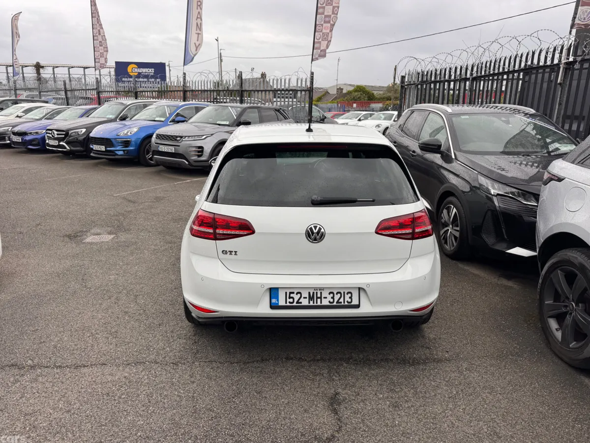 Volkswagen Golf Hatchback, Petrol, 2015, White
