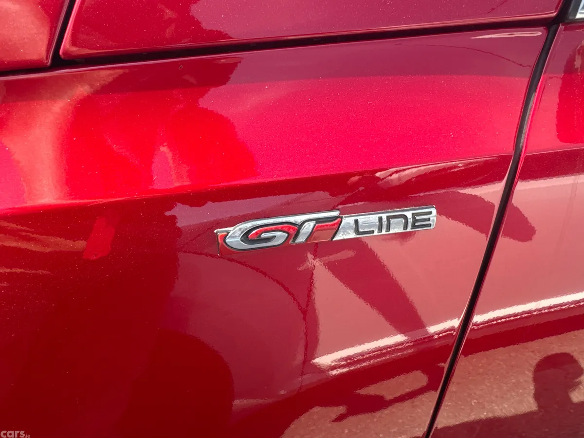 Peugeot 308 Hatchback, Petrol, 2016, Red