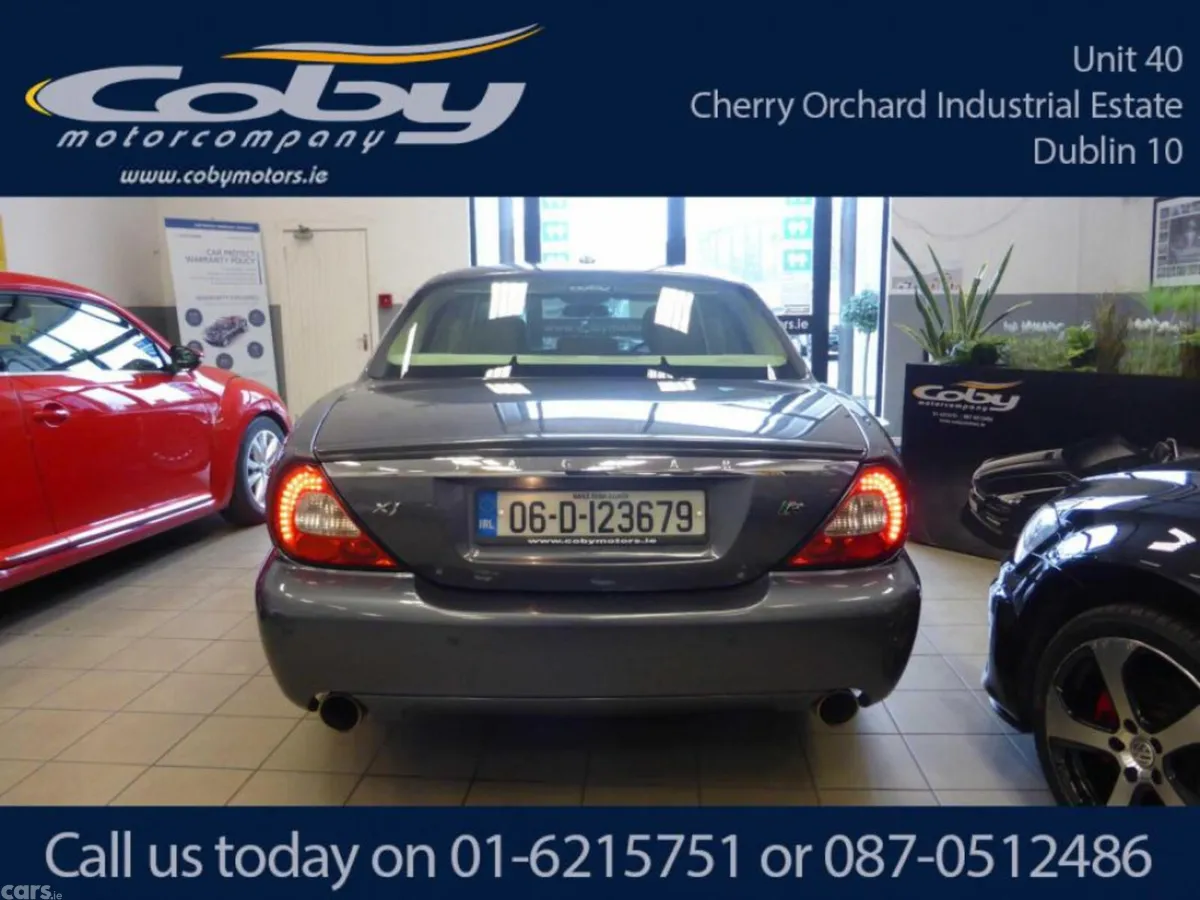 Jaguar XJ Saloon, Petrol, 2006, Grey