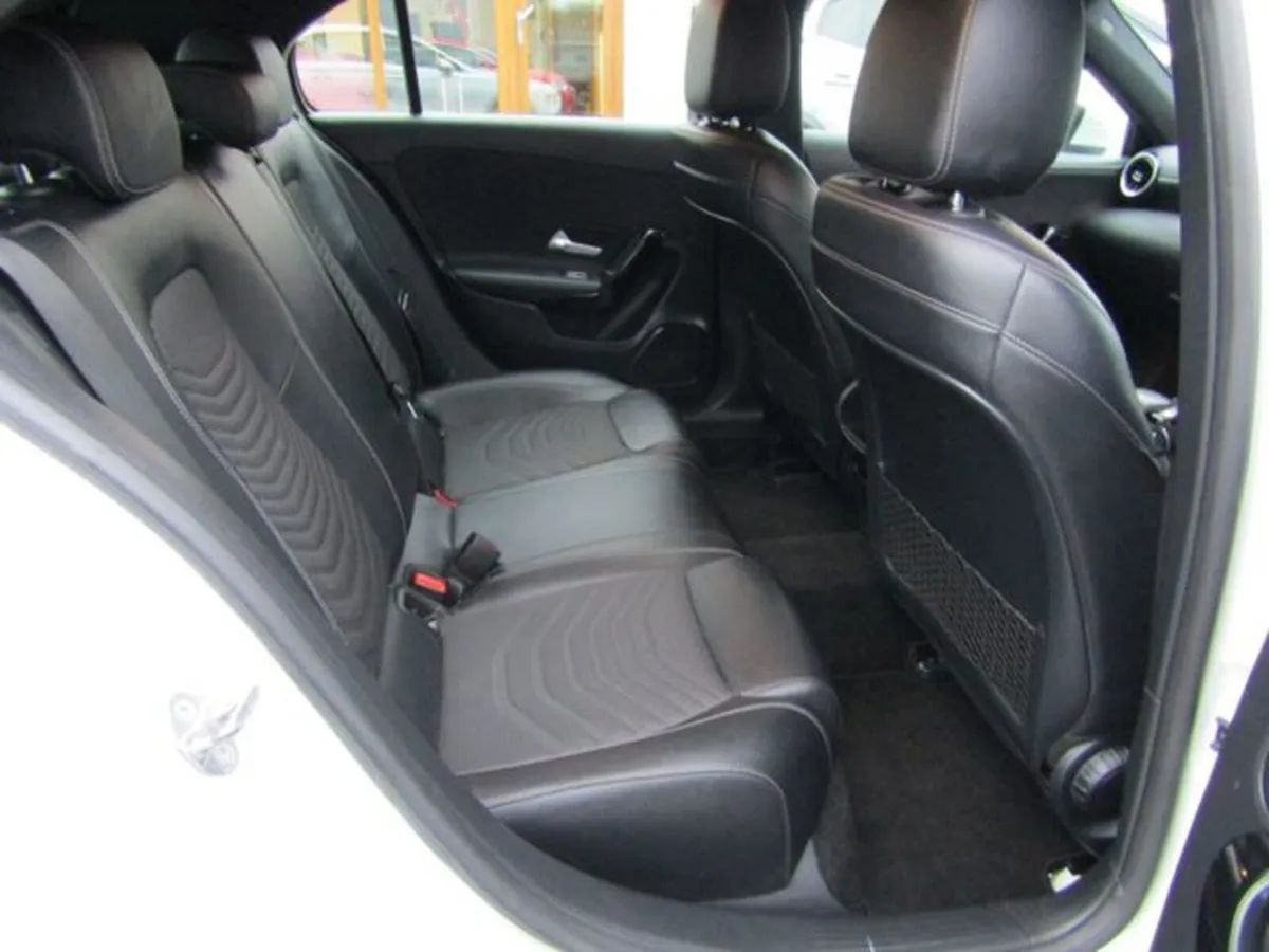 Mercedes-Benz A-Class Hatchback, Diesel, 2019, White