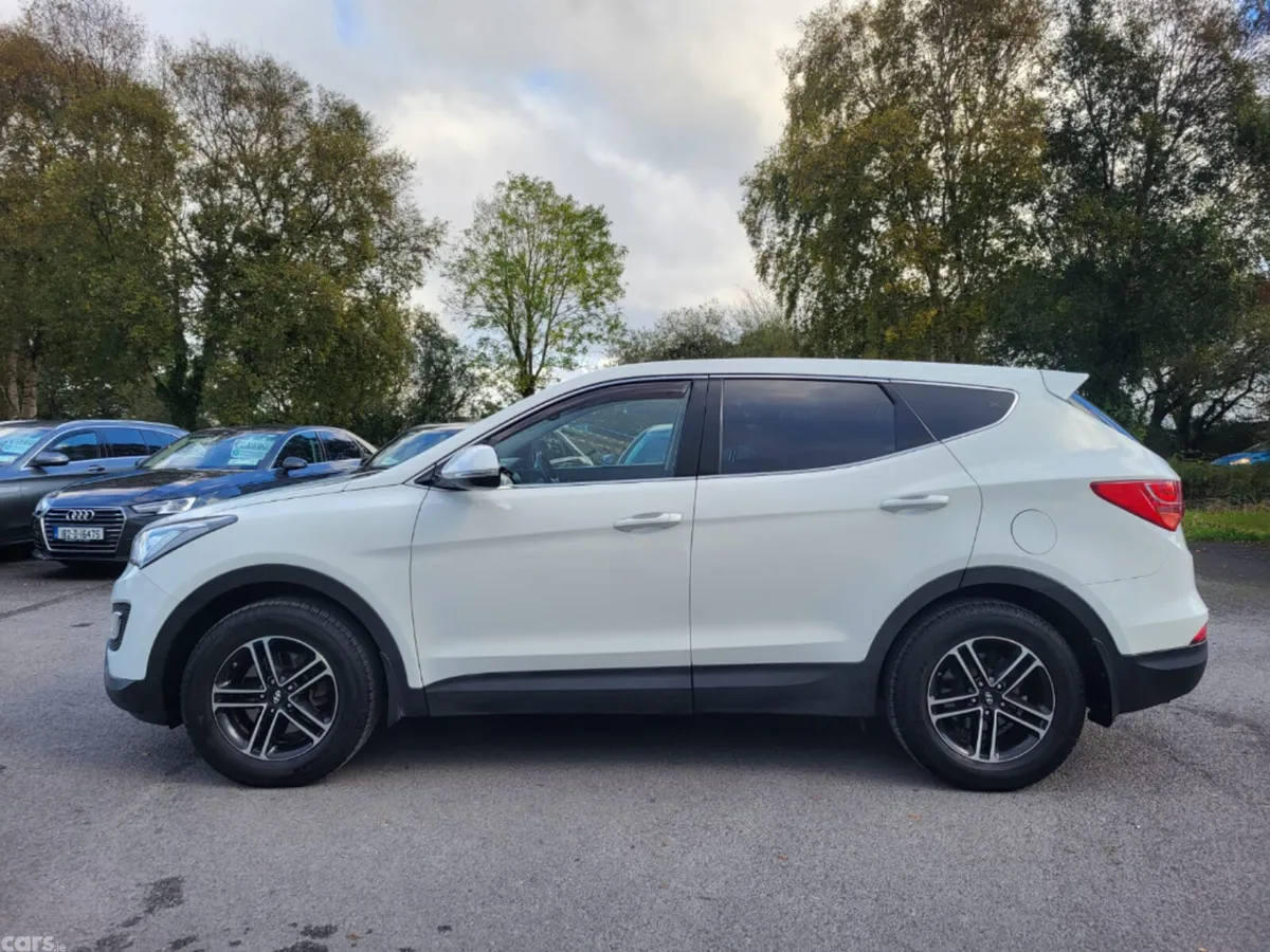 Hyundai Santa Fe SUV, Diesel, 2016, White