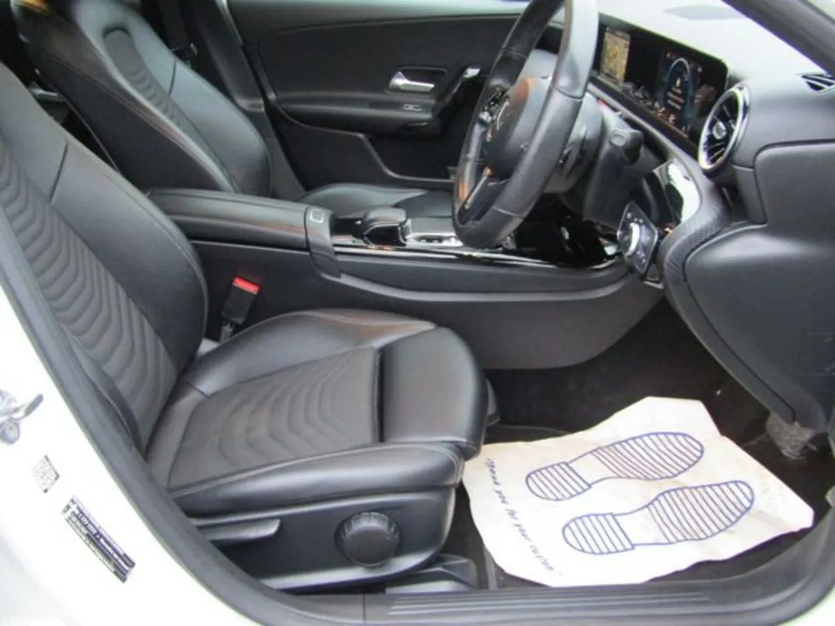 Mercedes-Benz A-Class Hatchback, Diesel, 2019, White