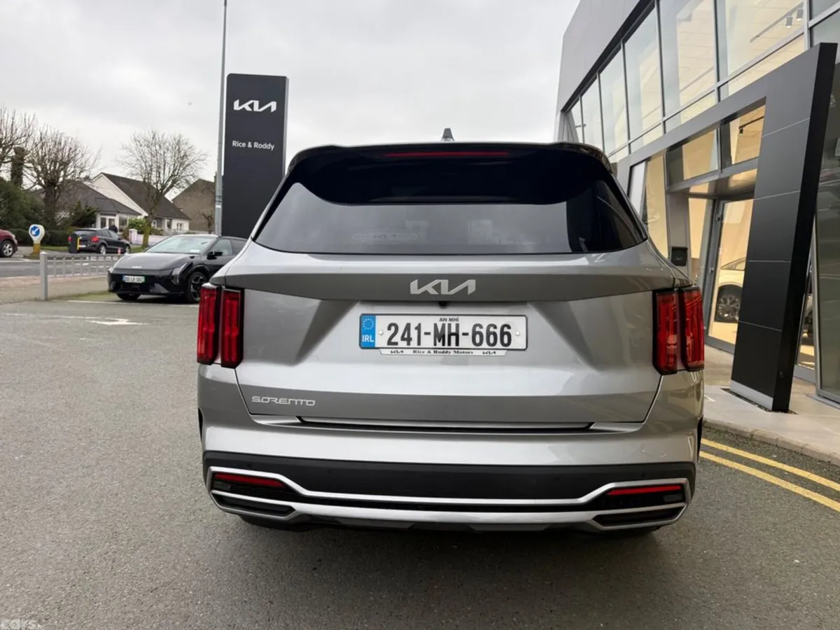 Kia Sorento MPV, Diesel, 2024, Grey