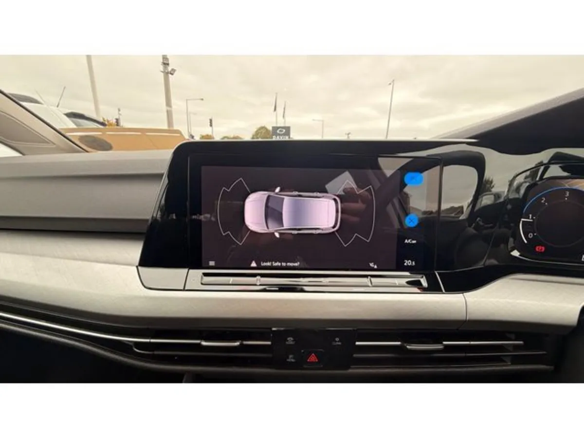 Volkswagen Golf Hatchback, Diesel, 2023, White