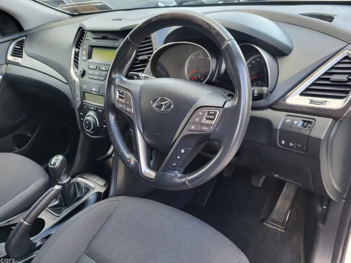 Hyundai Santa Fe SUV, Diesel, 2016, White