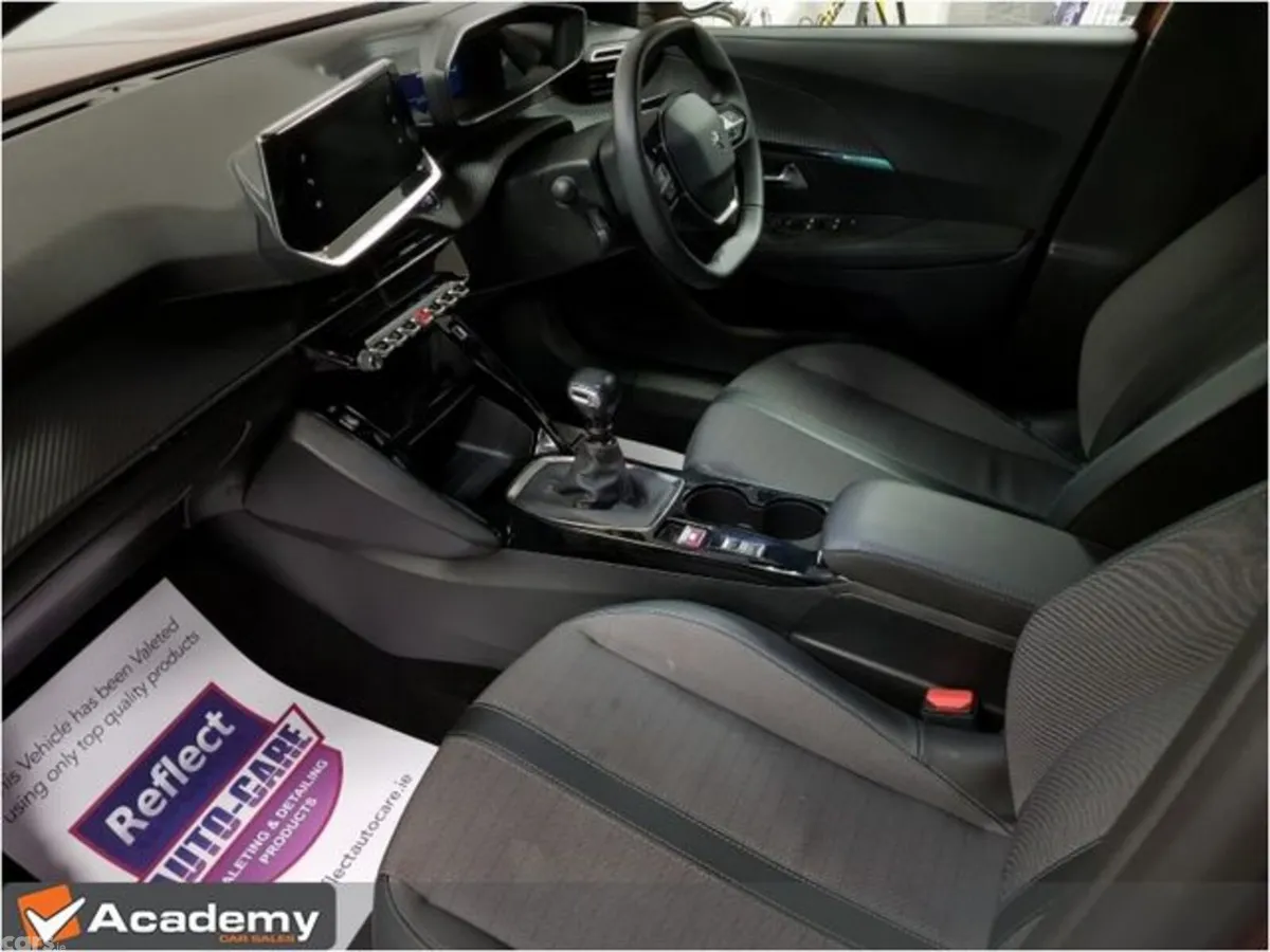 Peugeot 2008 MPV, Petrol, 2023, Orange