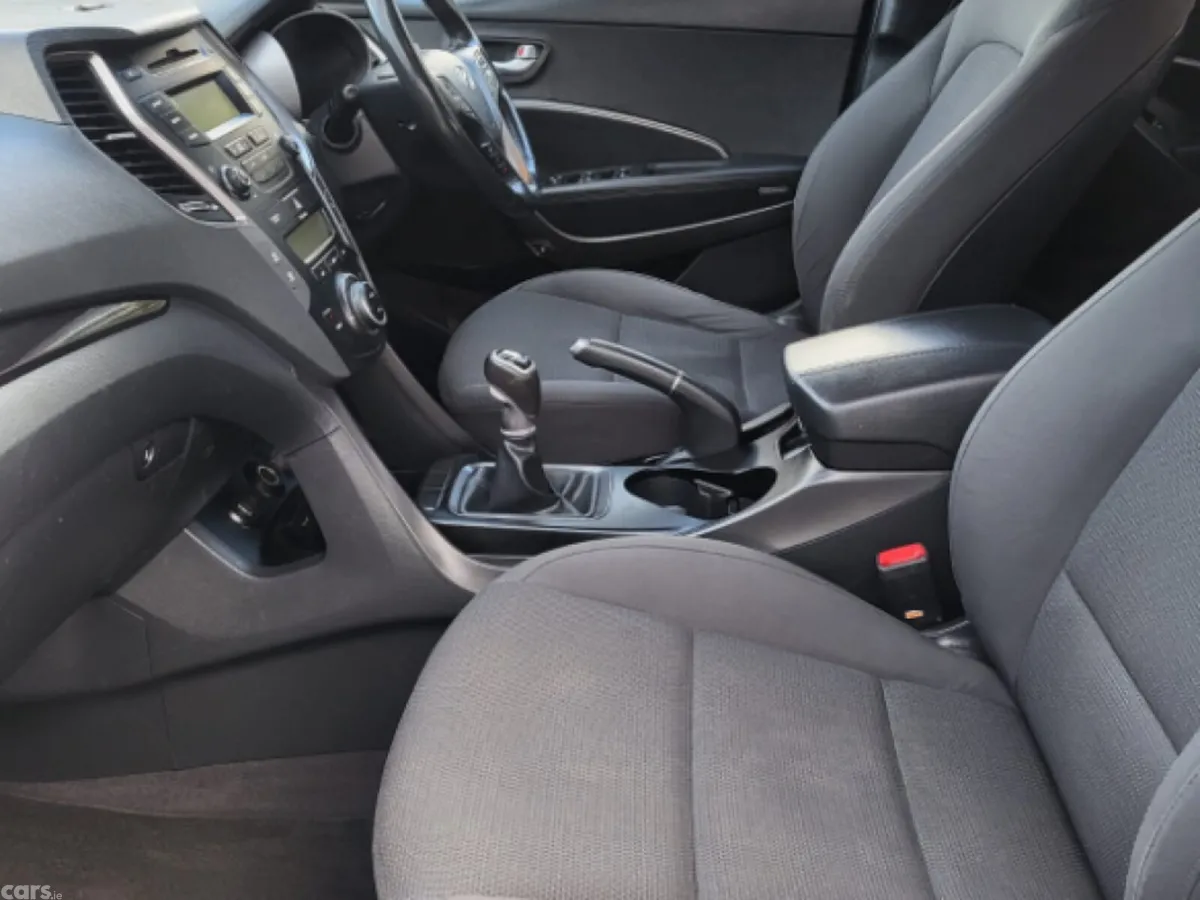 Hyundai Santa Fe SUV, Diesel, 2016, White