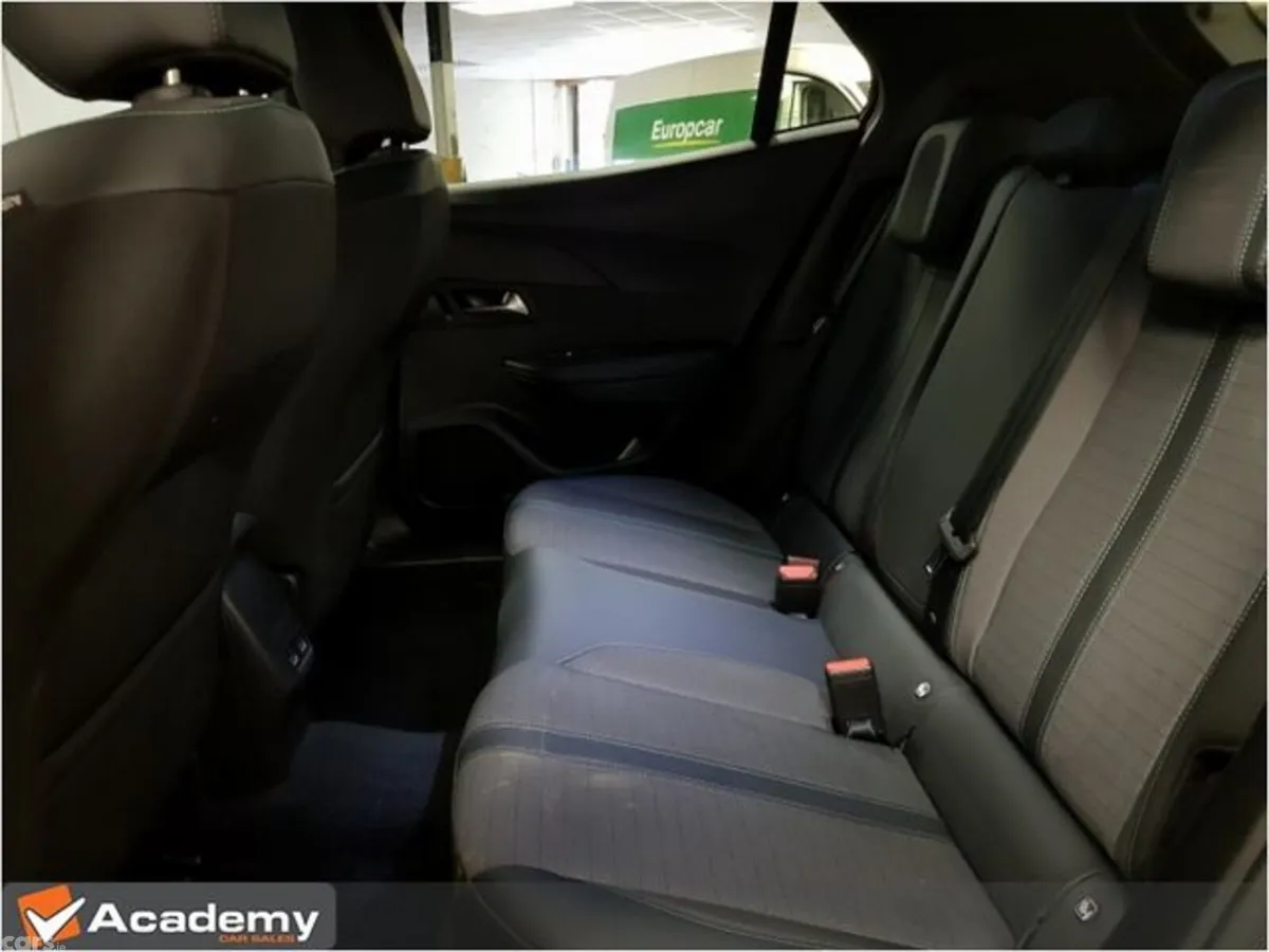 Peugeot 2008 MPV, Petrol, 2023, Orange