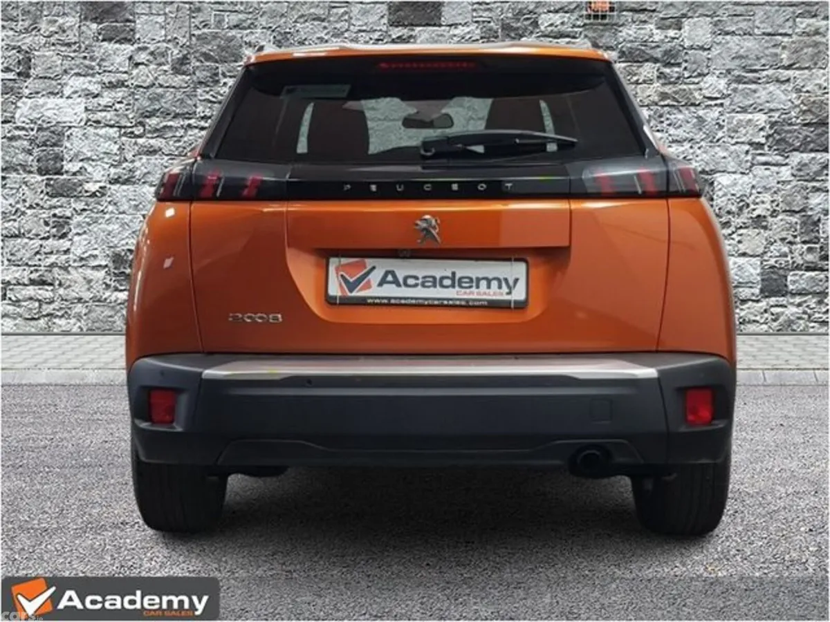 Peugeot 2008 MPV, Petrol, 2023, Orange