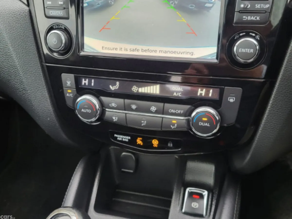 Nissan Qashqai MPV, Diesel, 2017, White